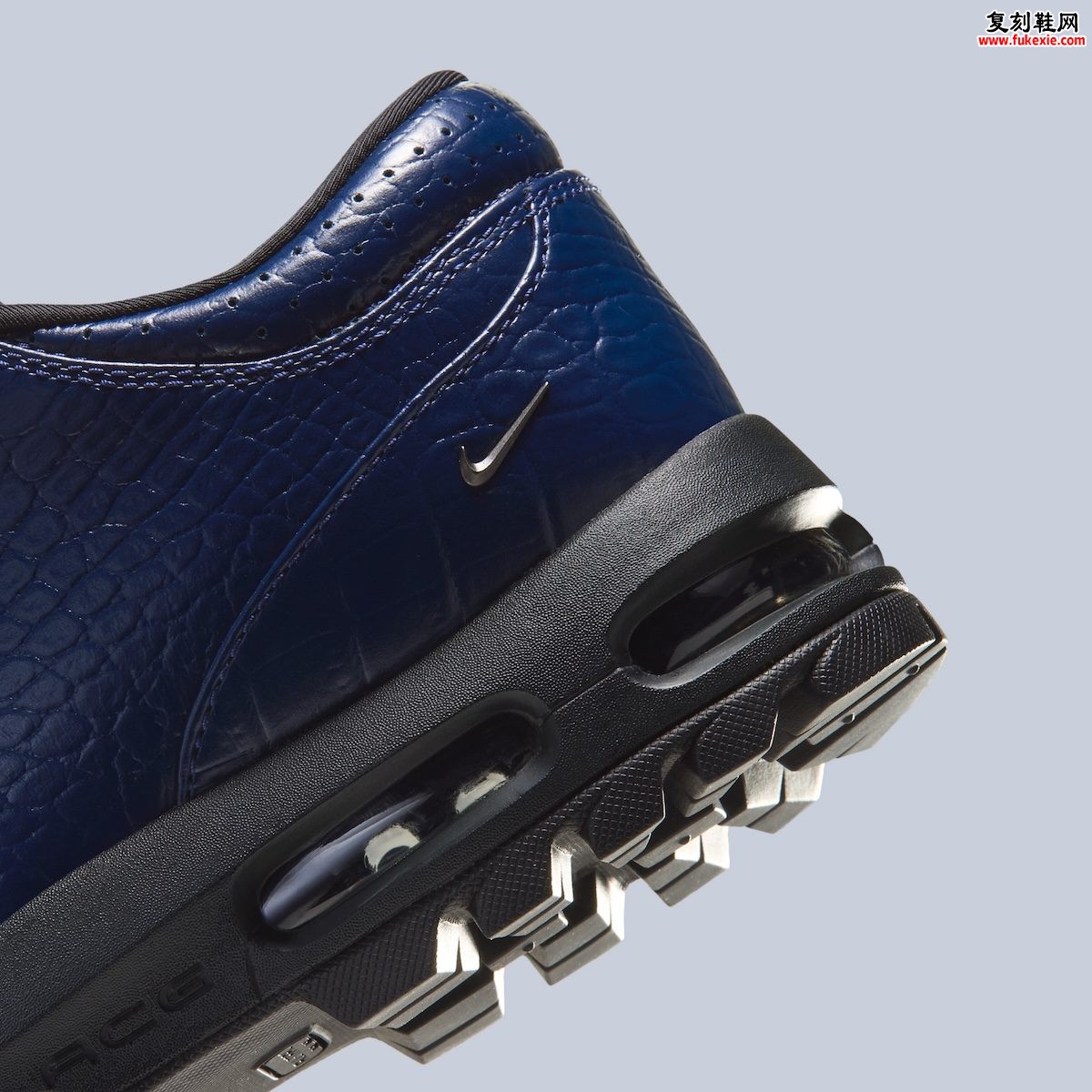 Nike Air Max Goadome Low Navy Croc鳄鱼纹评测:Mauri正装鞋文化转译与Goadome街头符号演化全解析插图6 Nike Air Max Goadome Low Navy Croc鳄鱼纹评测:Mauri正装鞋文化转译与Goadome街头符号演化全解析