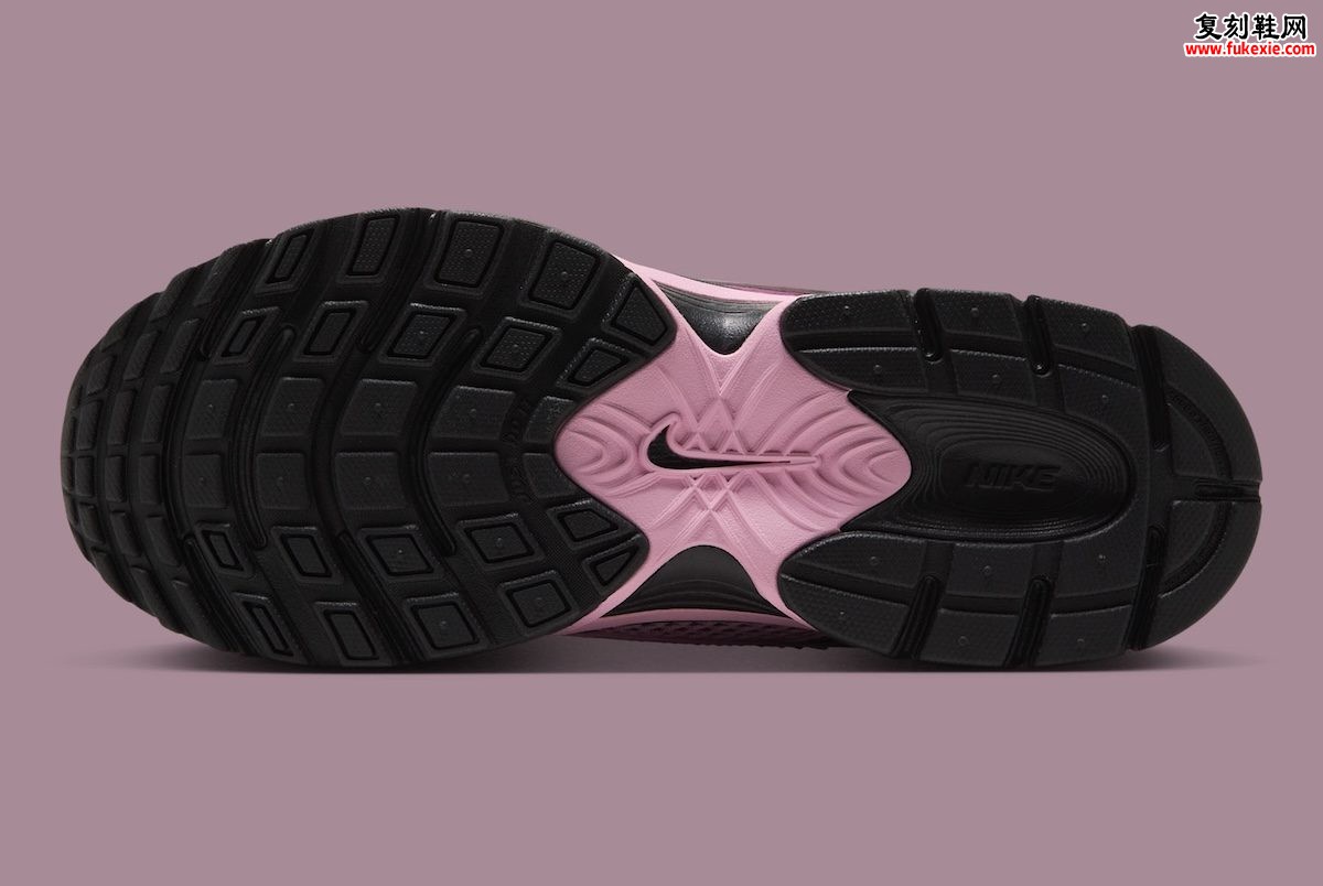 Nike V5 RNR女款秋季黑粉银配色星星铆钉Swoosh货号IX7050-010 95美元