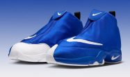 Nike Air Zoom Flight The Glove皇家蓝复刻评测：佩顿手套战靴时隔12年回归值不值缩略图