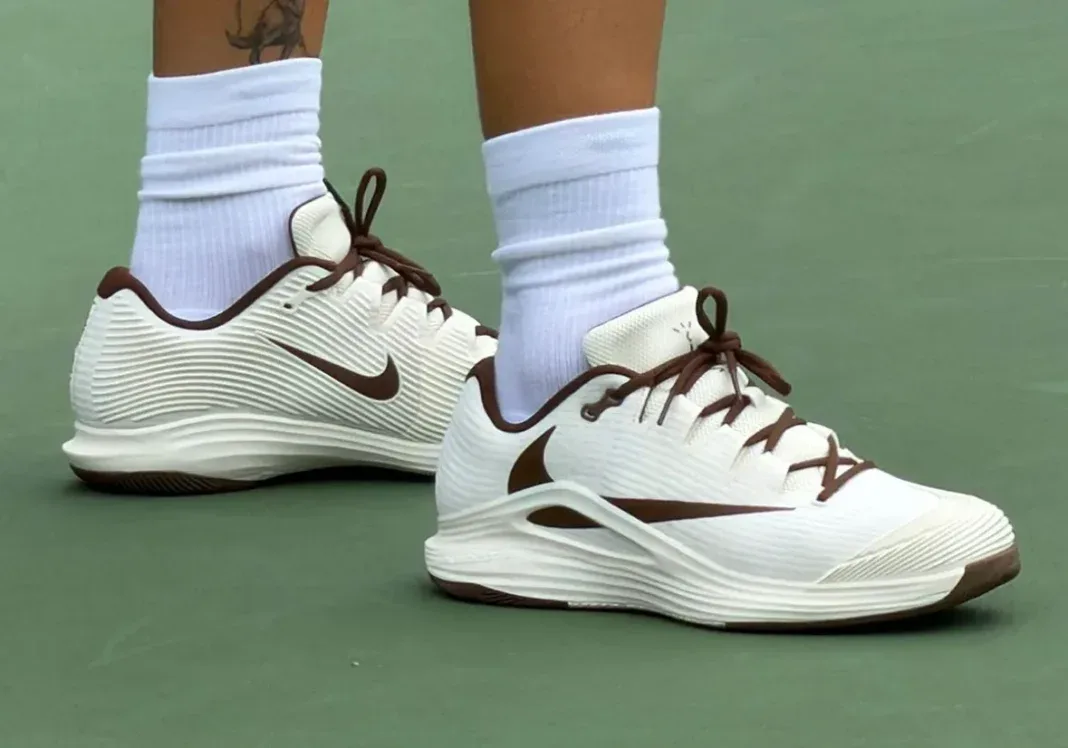 Travis Scott x Nike Zoom Vapor 12 HC“象牙白可可”阿尔卡拉斯美网亲穿曝光,9月4日Cactus Jack发售插图 Travis Scott x Nike Zoom Vapor 12 HC“象牙白可可”阿尔卡拉斯美网亲穿曝光,9月4日Cactus Jack发售