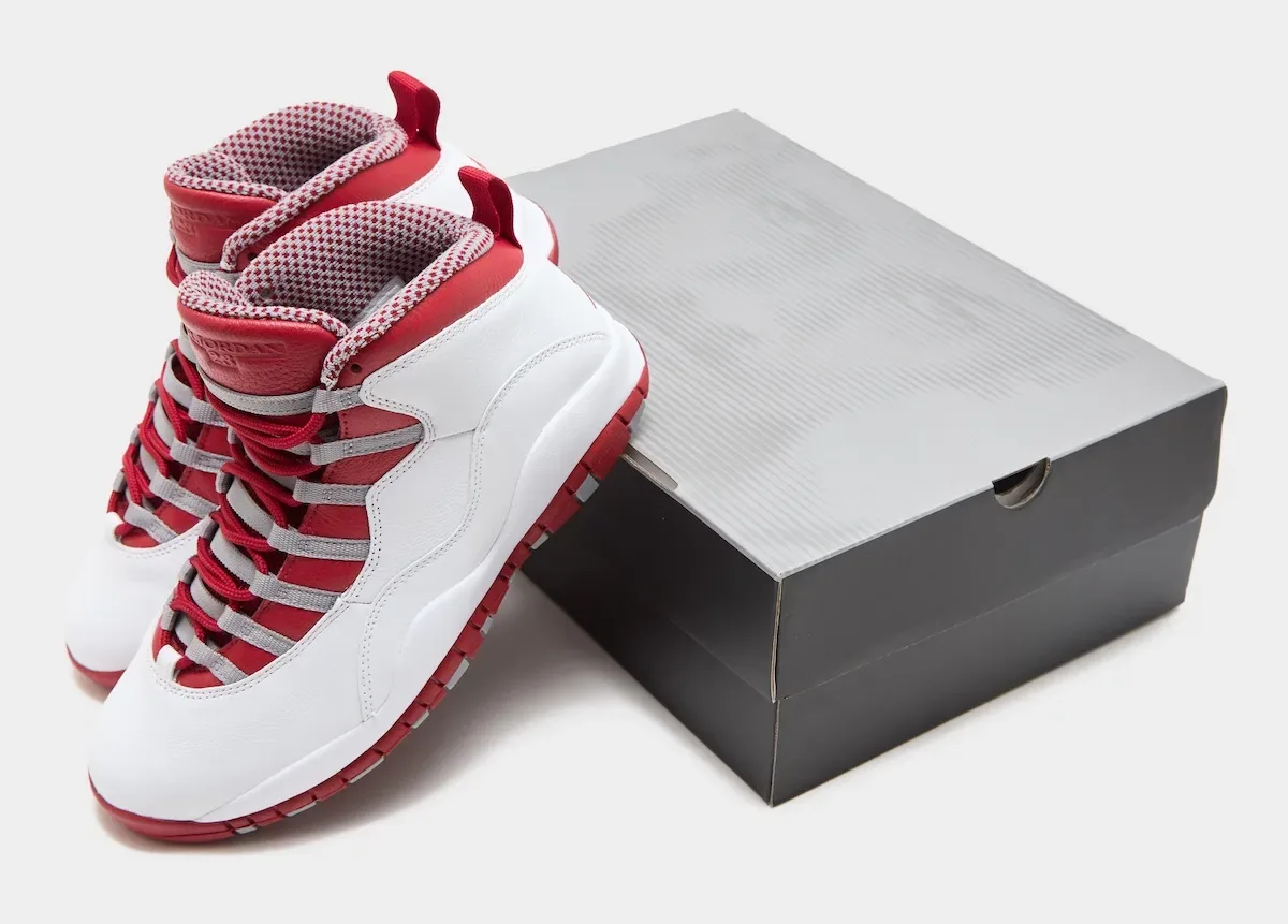 Air Jordan 10 “Red Steel” 2027复刻：22年首度回归，非元年配色的“第一次见面”