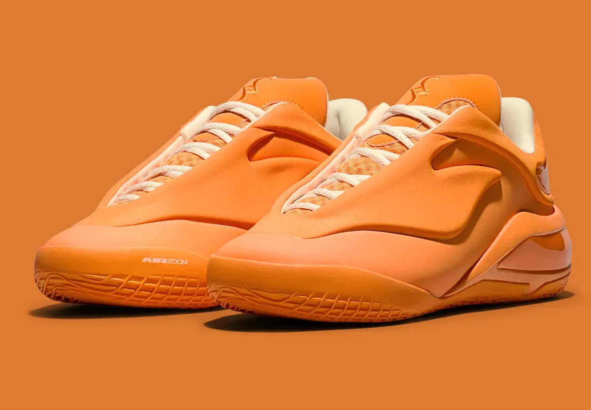 Converse SHAI 001 Lace Up “Flare”最后一双签名鞋发售:Nike时代前夜的错位告别作插图 Converse SHAI 001 Lace Up “Flare”最后一双签名鞋发售:Nike时代前夜的错位告别作
