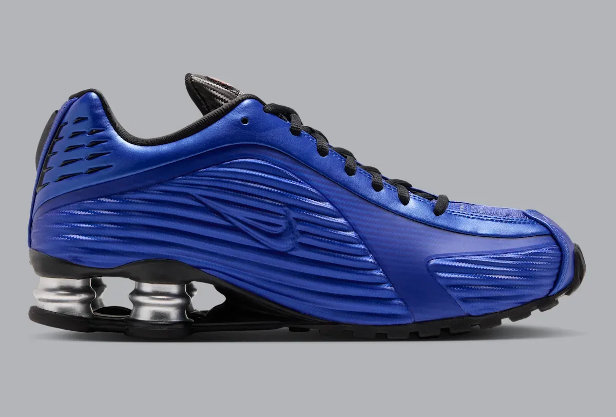Corteiz x Nike Shox R419 “Game Royal”：把千禧机械跑鞋拆成汽车改装件，2026假日三色登场