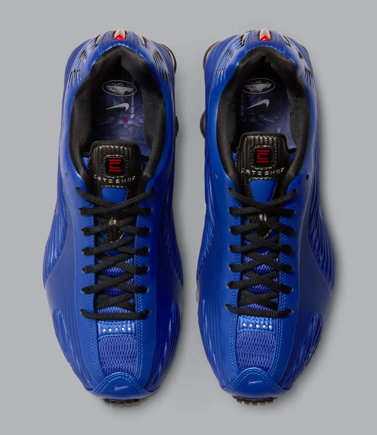 Corteiz x Nike Shox R419 “Game Royal”：把千禧机械跑鞋拆成汽车改装件，2026假日三色登场