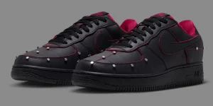 Nike Air Force 1 ’01 “Nightmare” 深度解析：不联名怎么致敬《养鬼吃人》？金属钉+红色缝线背后的设计博弈缩略图
