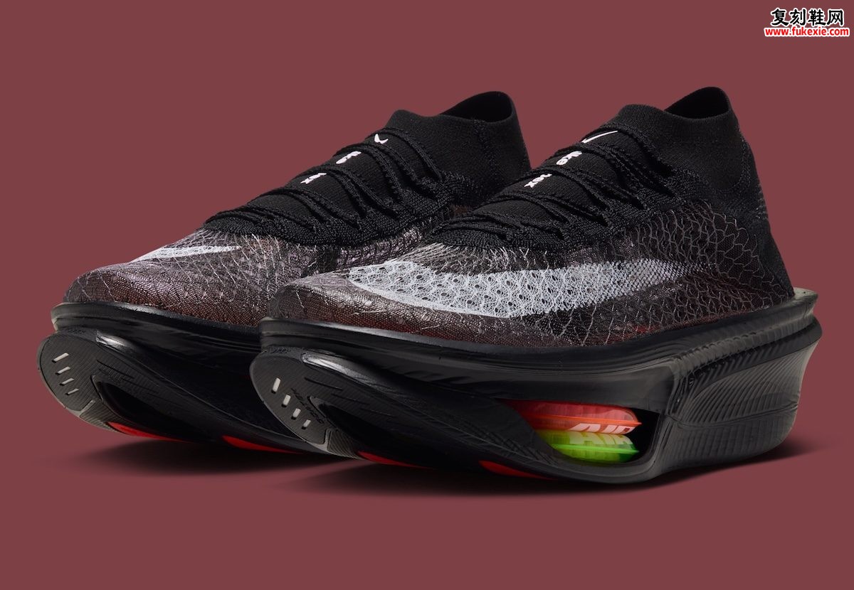 Nike Apex深度解析：四层Air Zoom零落差超级跑鞋能否夺回马拉松霸主