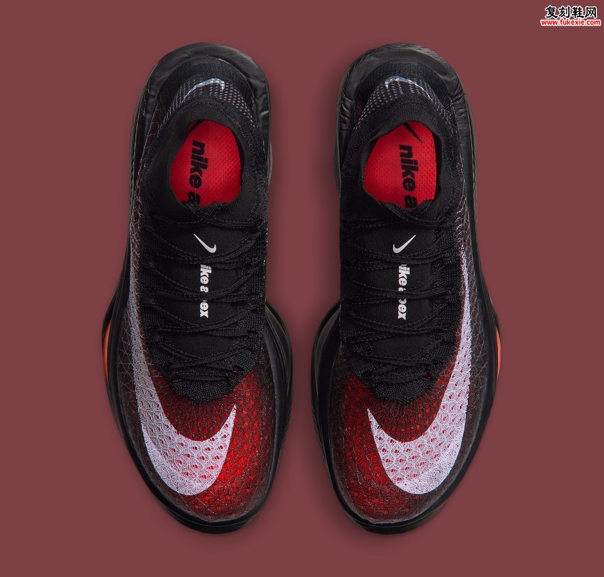 Nike Apex深度解析：四层Air Zoom零落差超级跑鞋能否夺回马拉松霸主