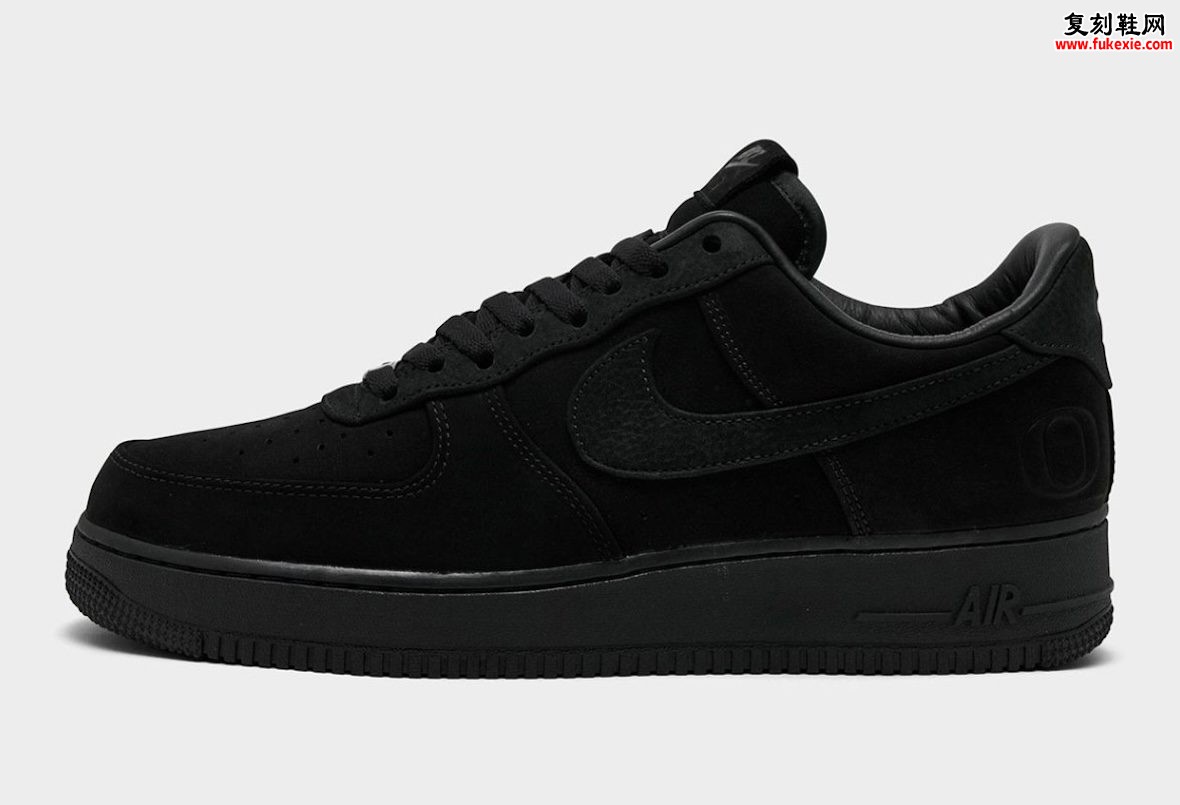 Oregon Ducks x Nike Air Force 1 Low “Black” 俄勒冈鸭评测:PE转市售$125的极简校园叙事插图1 Oregon Ducks x Nike Air Force 1 Low “Black” 俄勒冈鸭评测:PE转市售$125的极简校园叙事