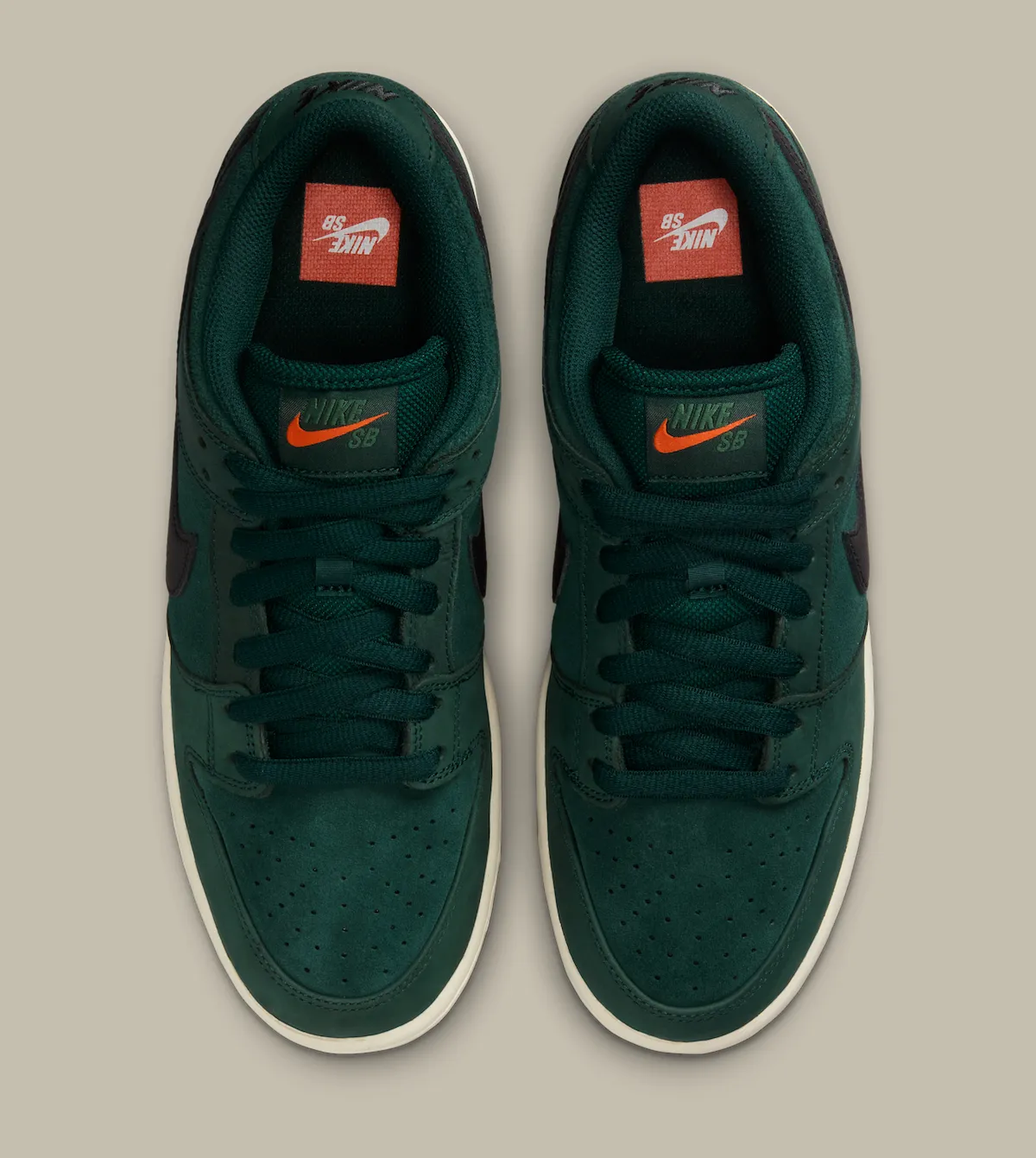 Nike SB Dunk Low“Deep Fir”2025年秋发售，深绿麂皮配色即将登陆滑板圈