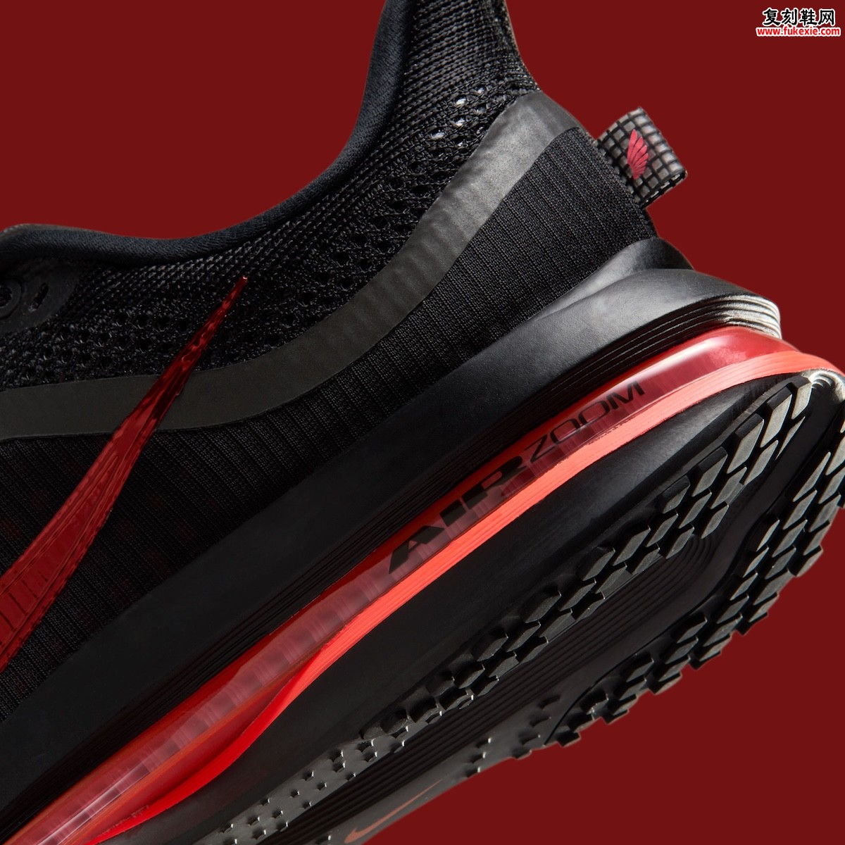 黑曜锋芒与熔岩能量:Nike Pegasus Premium ‘Black Lava’ 以顶级科技定义2026专业跑鞋新基准