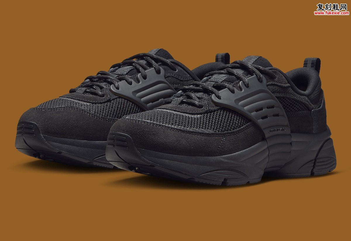 Jordan Trunner O/S 'Black Cat' 黑猫鞋款发布：2025秋季限量上市