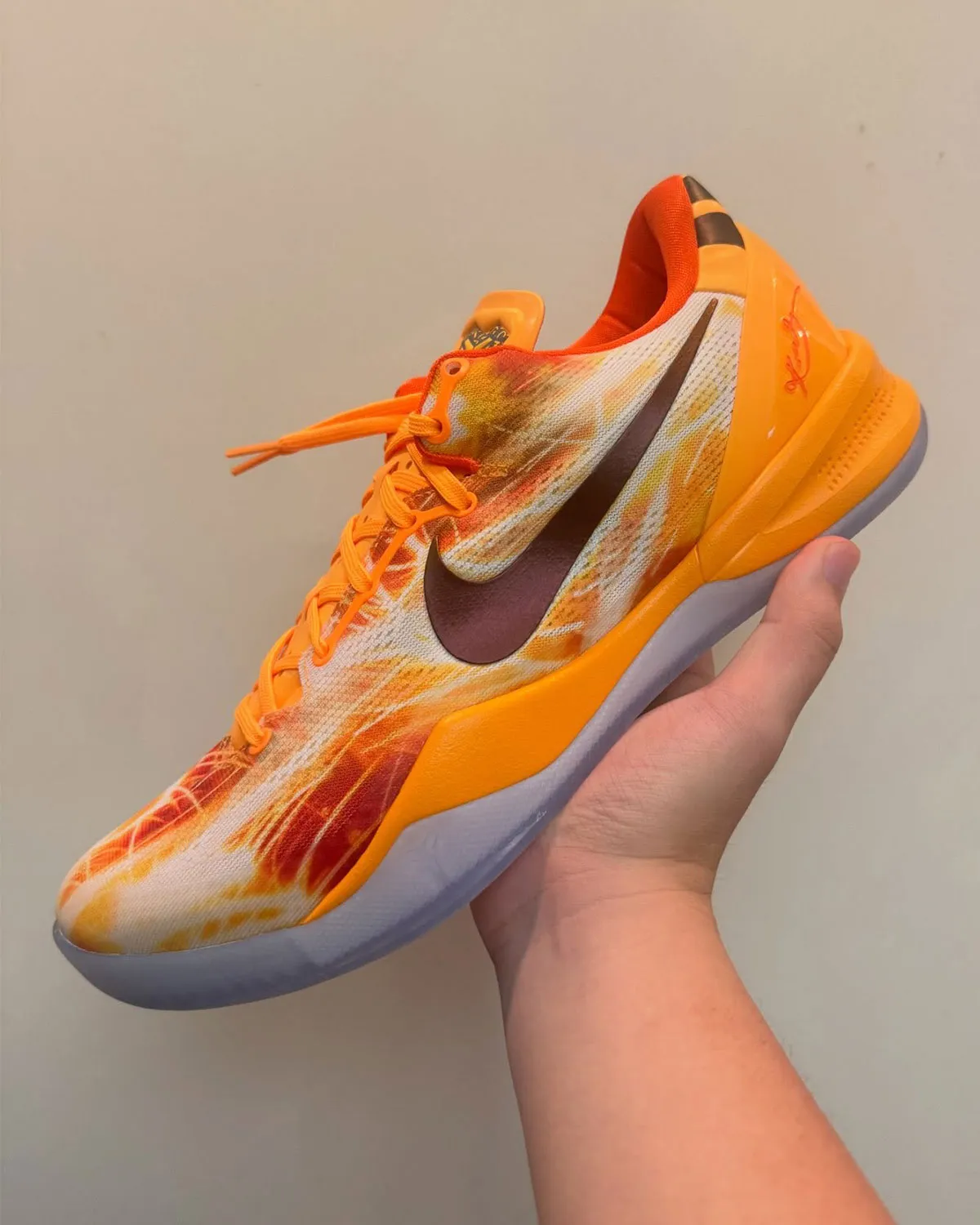 Nike Kobe 8 Protro “Shanghai Fireworks”科比8 Protro上海烟火2026复刻回归,11月11日发售插图1 Nike Kobe 8 Protro “Shanghai Fireworks”科比8 Protro上海烟火2026复刻回归,11月11日发售