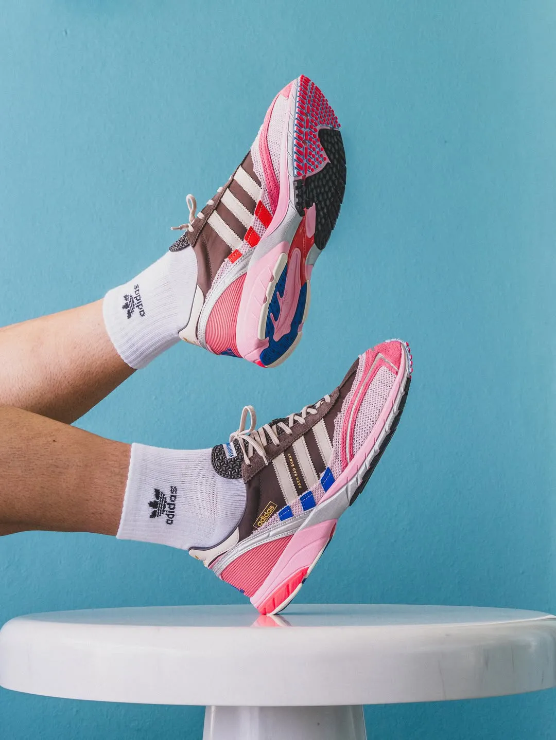 BAD BUNNY X ADIDAS ADIZERO SL72 Bad Bunny联名adidas SL72波多黎各之魂