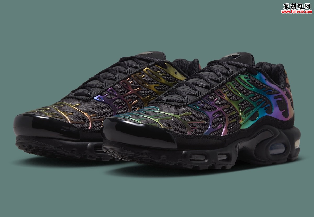 黑底衬托虹彩骨架，Nike Air Max Plus “Oil Slick” 油光配色 2026 夏季登场缩略图