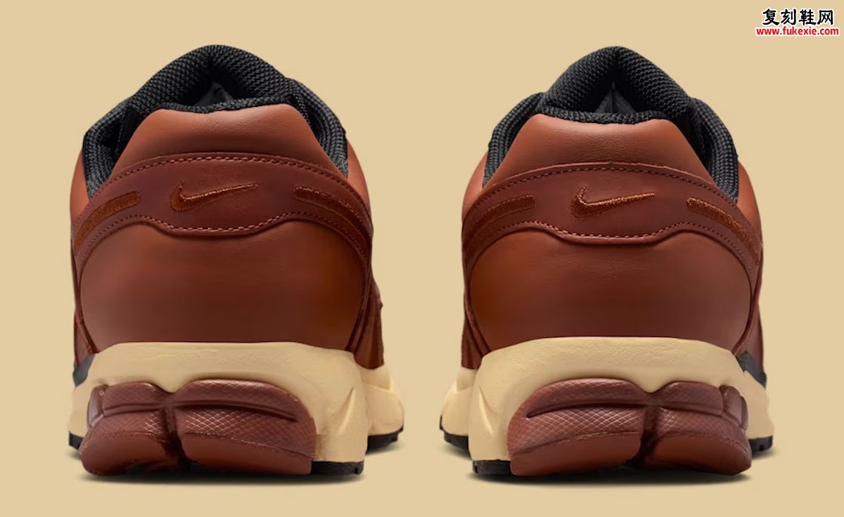 耐克Zoom Vomero 5 “深赤褐色” 配色发布：从性能跑鞋至生活风格的自信转型