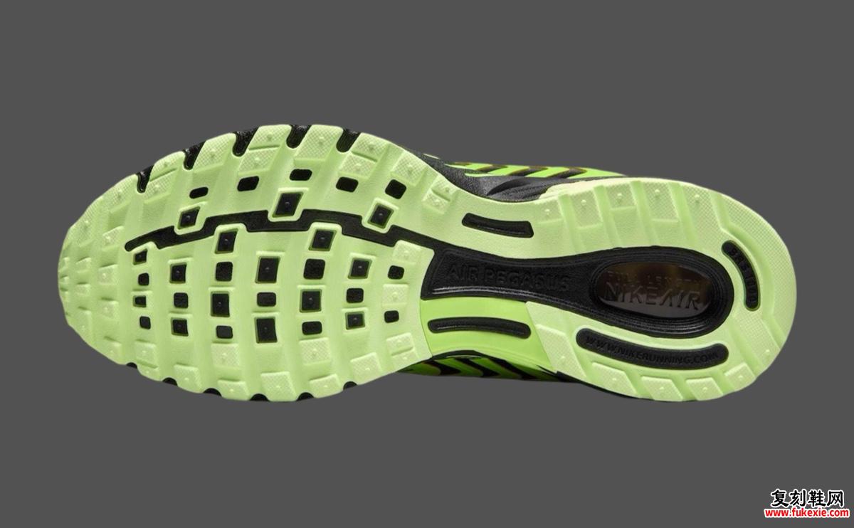 Nike Air Pegasus 2K5 “Black Volt” 现已上市(2024 年 12 月)货号:HQ5403-700