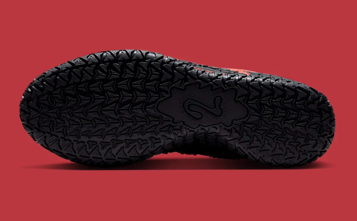 迅猛龙皮肤下的速度基因：侏罗纪公园 x Nike Ja 3 ‘Raptor’ 如何用恐龙的野性翻译莫兰特的球风