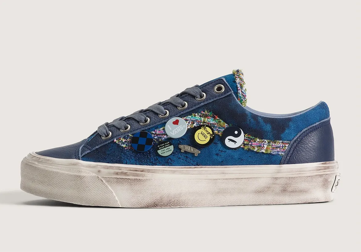 Vans Old Skool 36 Souvenir “Navy”海军蓝复古做旧拼布帆布鞋,附赠别针,2026夏插图1 Vans Old Skool 36 Souvenir “Navy”海军蓝复古做旧拼布帆布鞋,附赠别针,2026夏