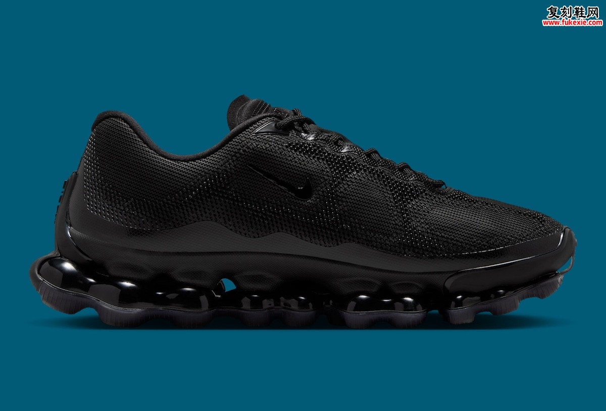 NIKE Air Liquid Max Triple Black搭载点载式镂空全掌气垫科技与可抽取Cushlon鞋垫