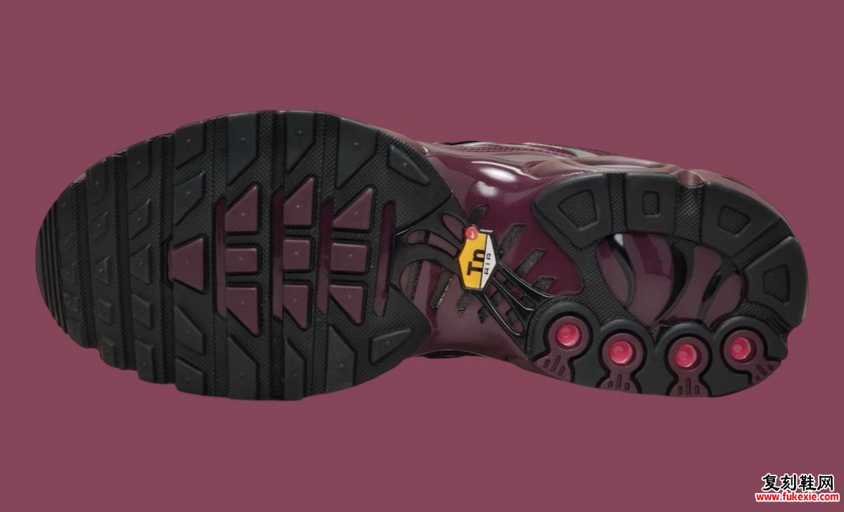 NIKE AIR MAX PLUS “NIGHT MAROON” 现已发售（2024 年 11 月）