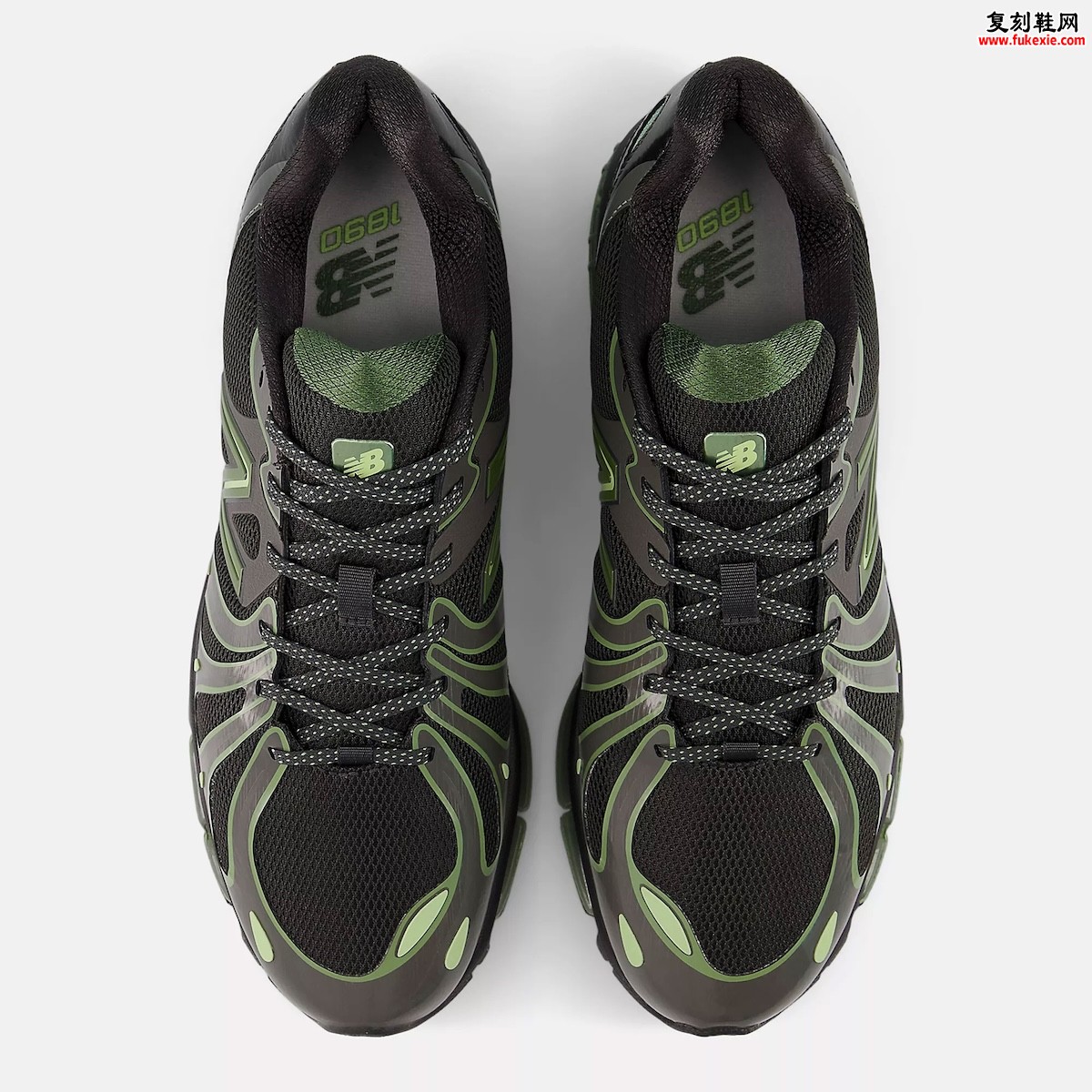暗色调的层次革命：New Balance 1890 ‘黑灰绿’ 以结构美学重新定义机能跑鞋语言