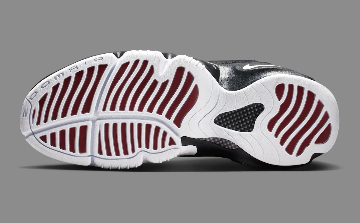 Nike Air Zoom Flight 98 The Glove 黑白拉链元年鞋型加里·佩顿经典后卫战靴 2026 年 7 月 31 日复刻回归插图5 Nike Air Zoom Flight 98 The Glove 黑白拉链元年鞋型加里·佩顿经典后卫战靴 2026 年 7 月 31 日复刻回归