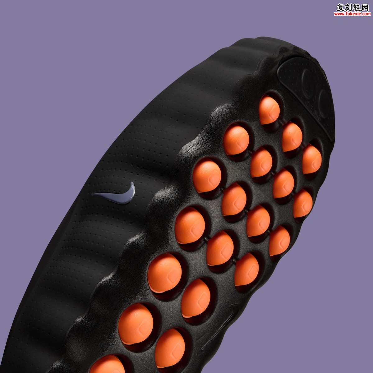 Nike Mind 001 “Black” “纯黑”配色将于2026年1月8日以95美元发售 开启概念鞋履新纪元