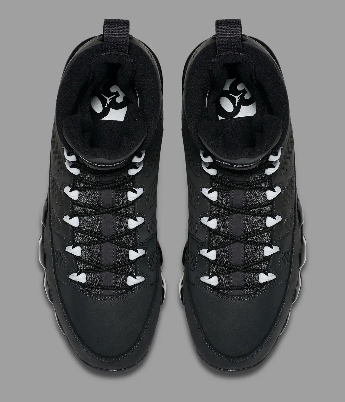 俄勒冈鸭队PE配色影子：Air Jordan 9 “Anthracite” 虽已停产仍可二级市场寻