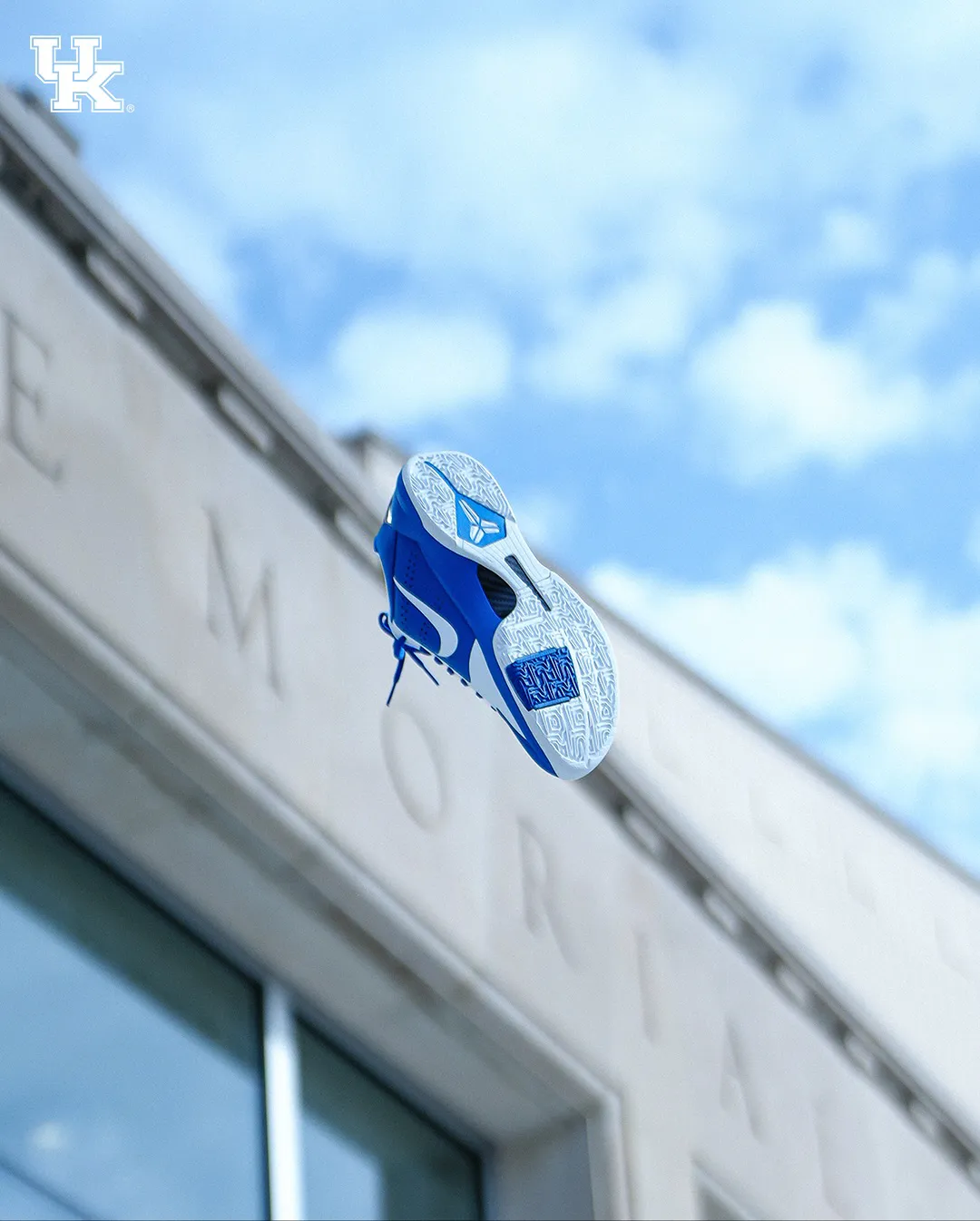 Nike Kobe 5 Protro “Kentucky”科比5代肯塔基PE球员专属版曝光 复刻鞋网解析非市售细节