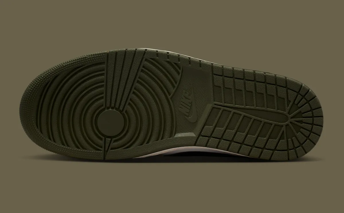 大地色系新风尚：Air Jordan 1 Low OG ‘中度橄榄绿’ 2026年1月发售，以麂皮质感重塑经典低帮美学