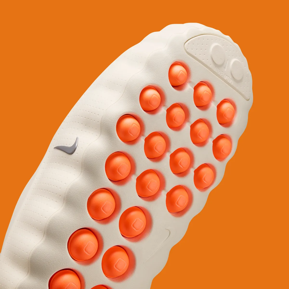 极简冥想风潮延续：Nike Mind 001“Sail”沙色新配色2026年4月发售，百元价位再掀健康美学热潮