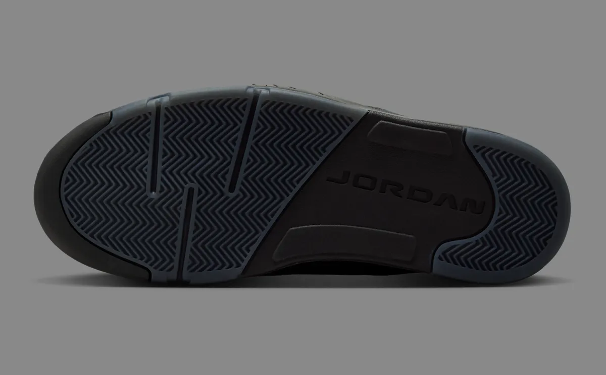 60分之夜的黑色回响：Jordan Sixty Plus Low ‘Black Cat’ 如何用全黑美学重述MJ的得分传奇