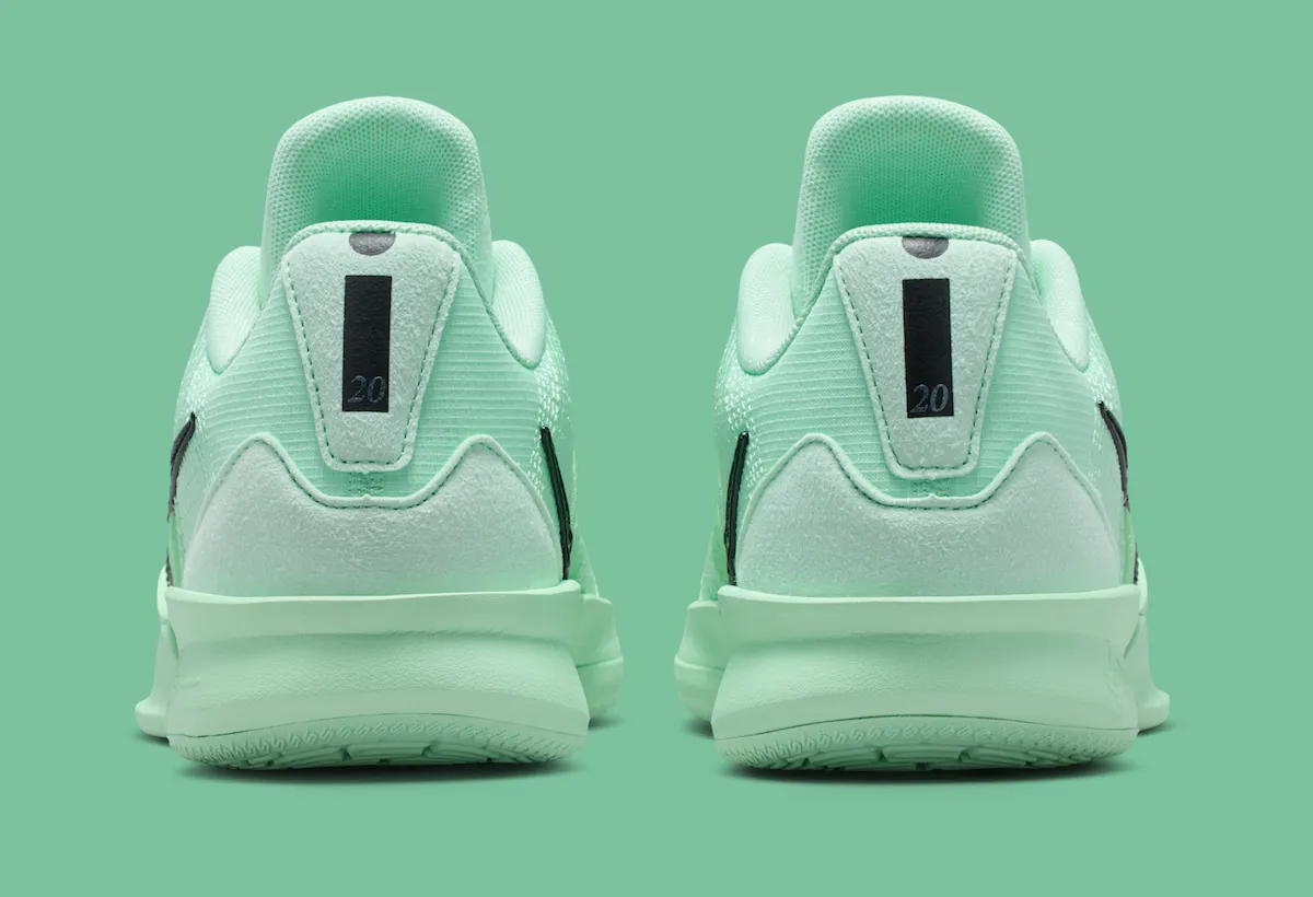 Nike Sabrina 3 Gets Its Own “Statue of Liberty”汲取纽约城市精神 以氧化铜绿点缀春季球场