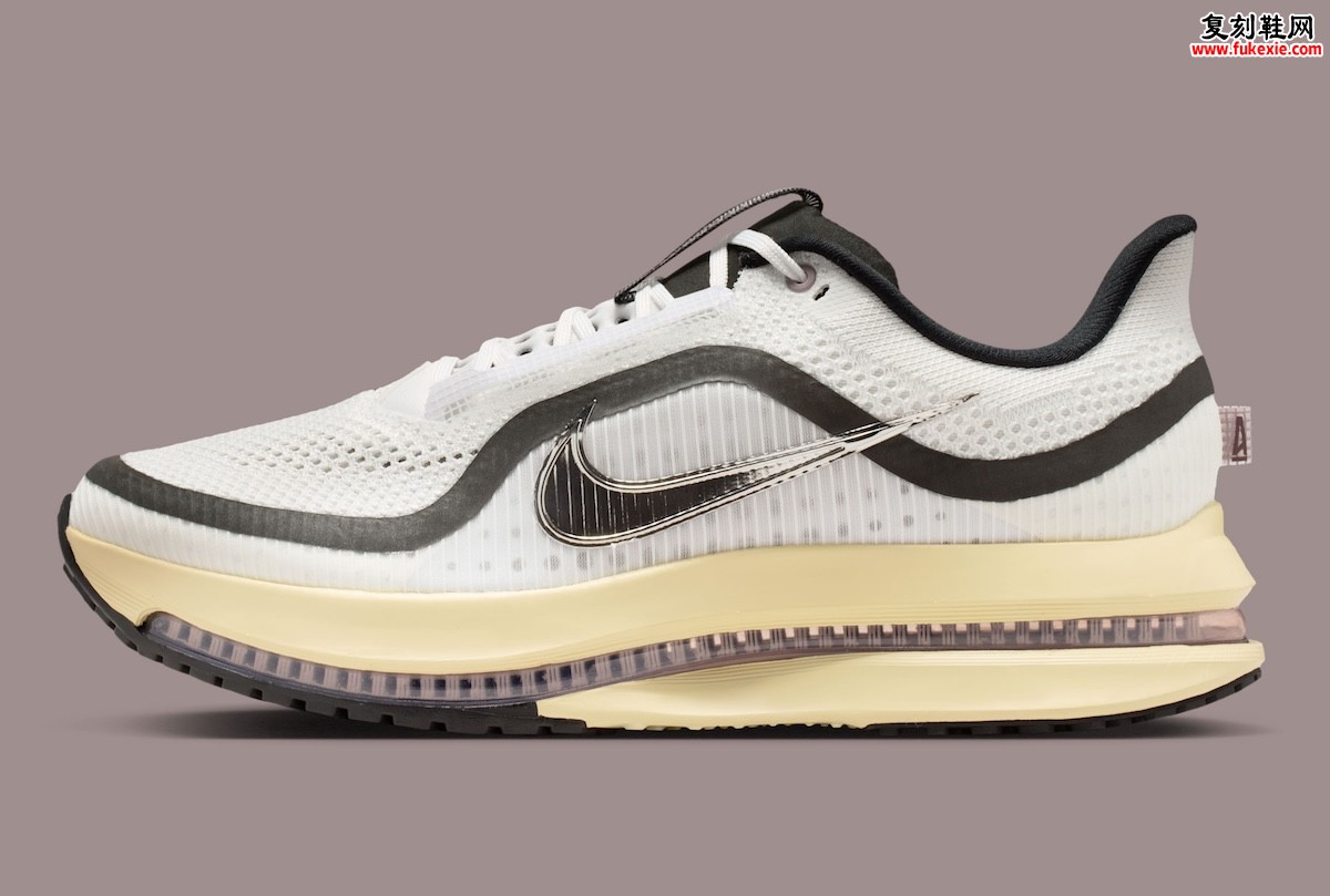 A Ma Maniére x Nike Pegasus Premium “Summit White” 纯净联名跑鞋 2026 开售插图1 A Ma Maniére x Nike Pegasus Premium “Summit White” 纯净联名跑鞋 2026 开售