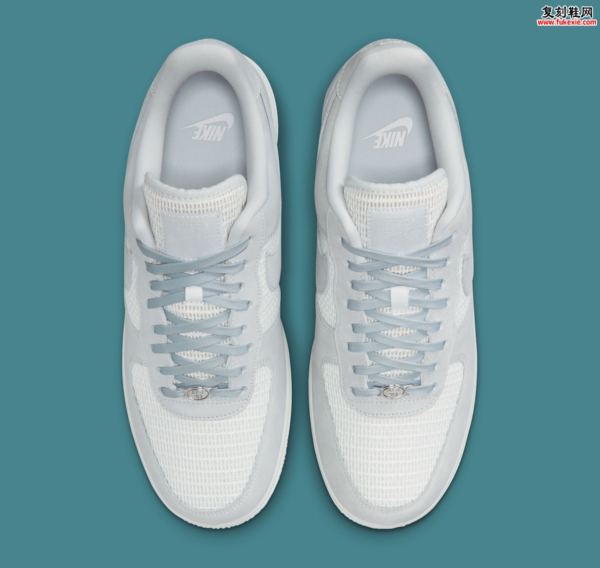 Nike Air Force 1 Low Doubles Down in “Off White” and “Summit White”以网眼重构经典轮廓