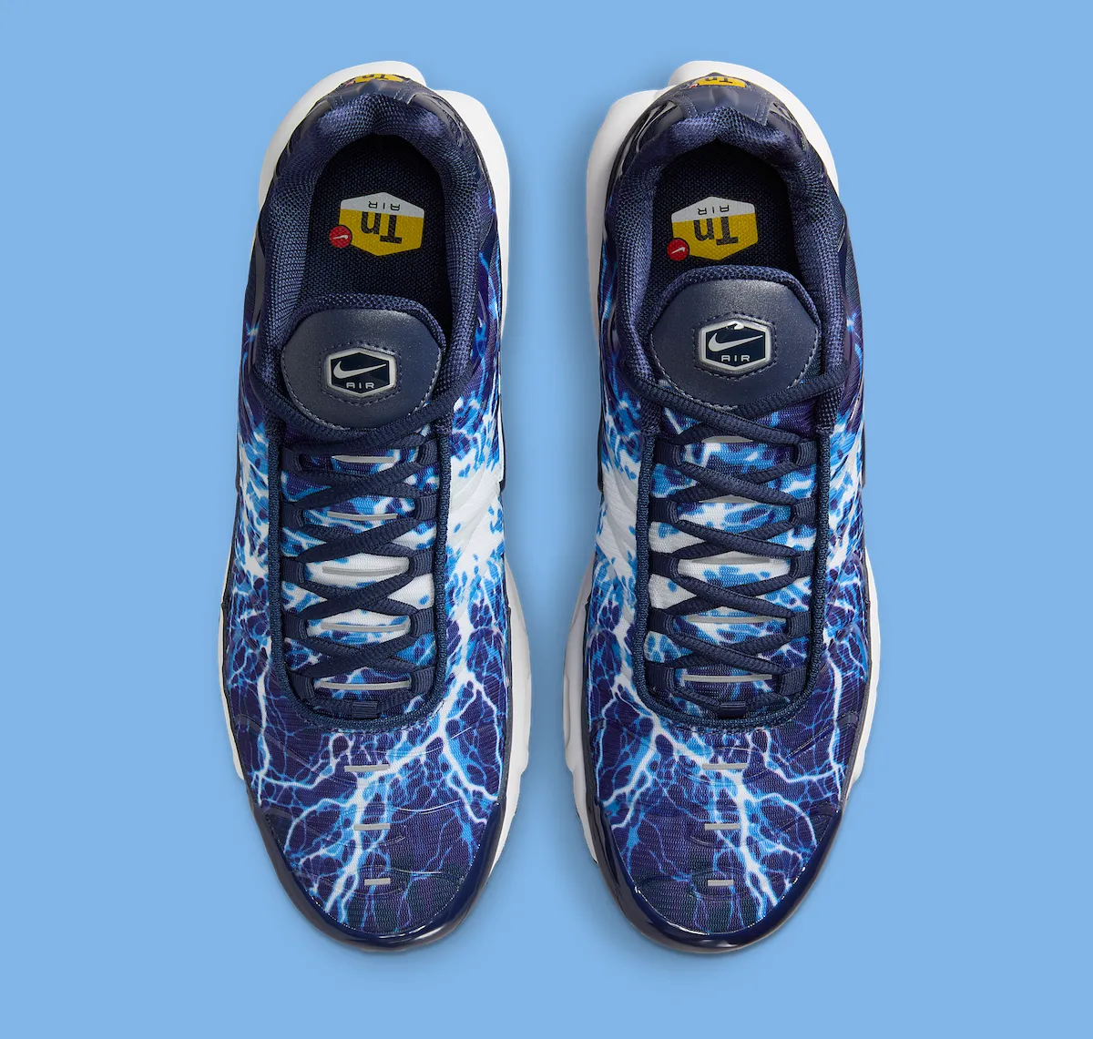 庆祝Air Max Plus 25周年，Nike推出“Eclair”配色，尽显闪电灵感与未来主义美学