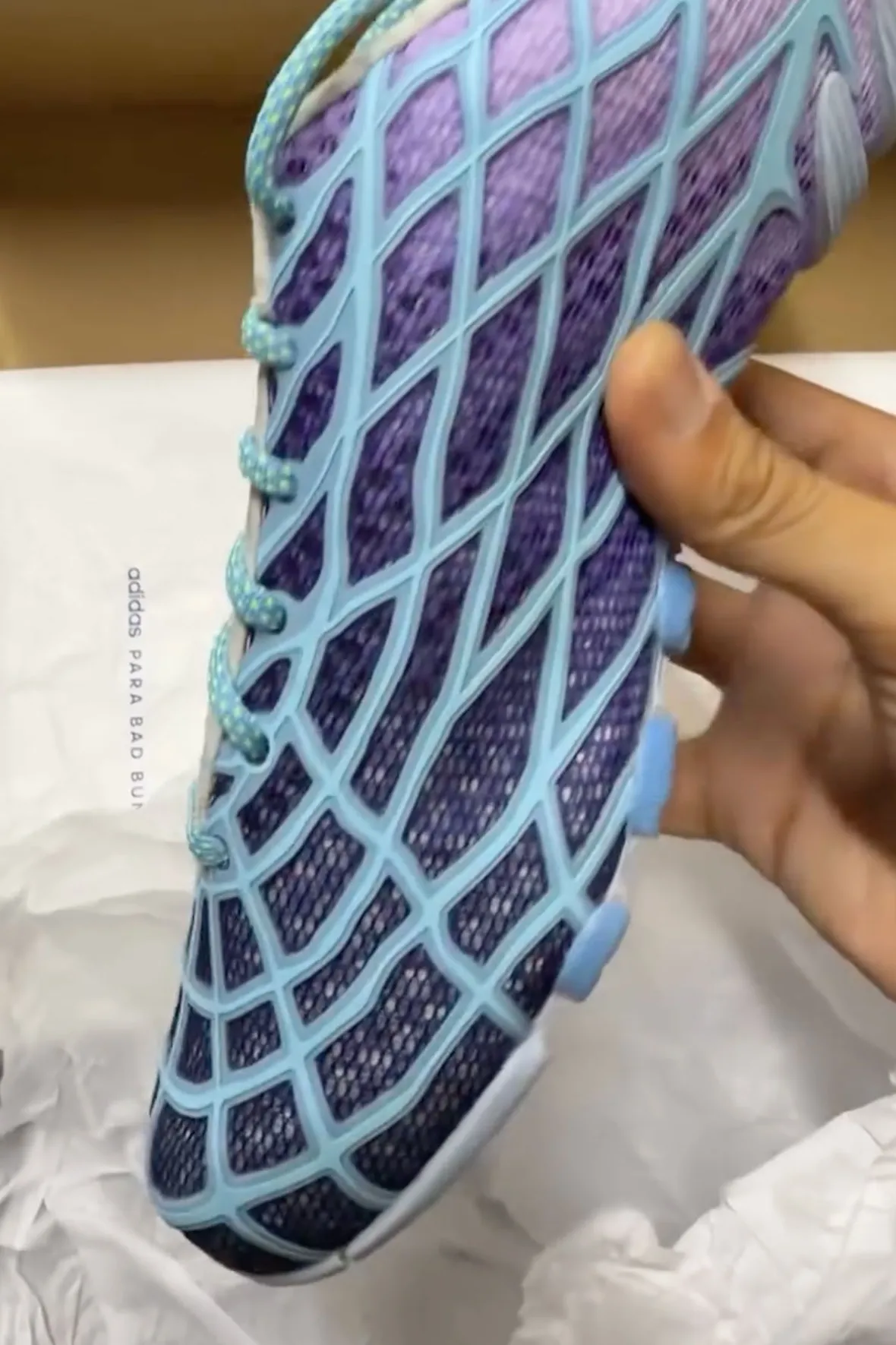 Bad Bunny x adidas F50 Ghost Sprint “Dark Marine” 联名鞋款2026年7月18日正式发售插图3 Bad Bunny x adidas F50 Ghost Sprint “Dark Marine” 联名鞋款2026年7月18日正式发售