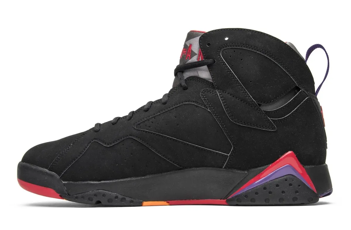 Air Jordan 7猛龙季后赛黑紫配色携“耸肩”名场面荣耀归来，2027年全明星周末重磅复刻