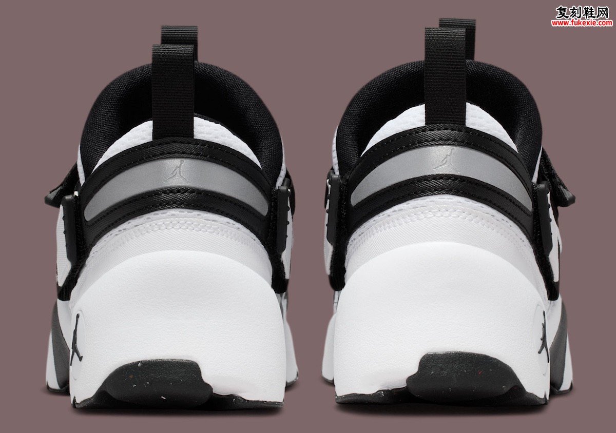 Jordan Trunner LX 白黑配色2026年春季回归 以经典绑带设计唤醒千禧年训练鞋记忆