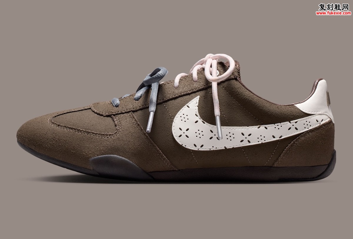 Nike Sprint Sister ‘Ridgerock’ 如何用双鞋带与T型头重新定义复古薄底鞋美学