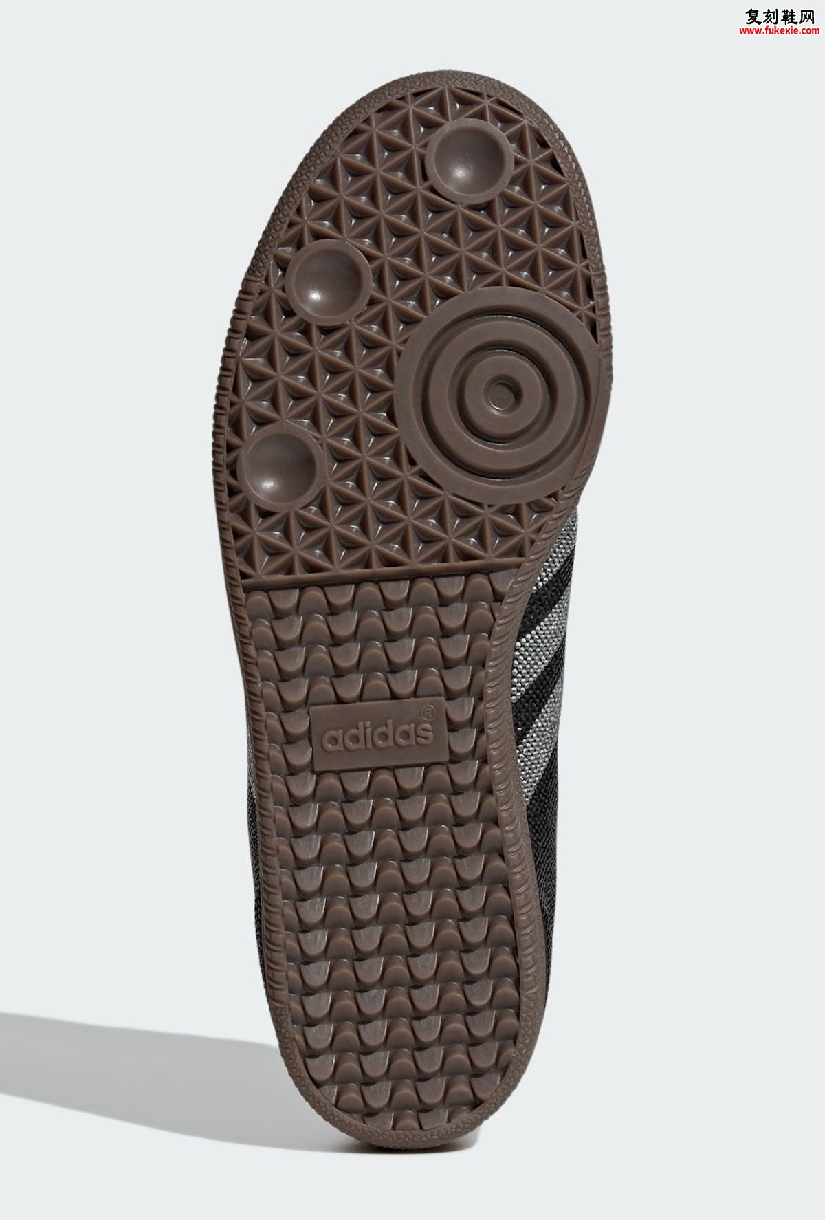 adidas Samba “Rhinestone” “水钻”款闪耀登场 复刻鞋网揭秘2025年度话题新作