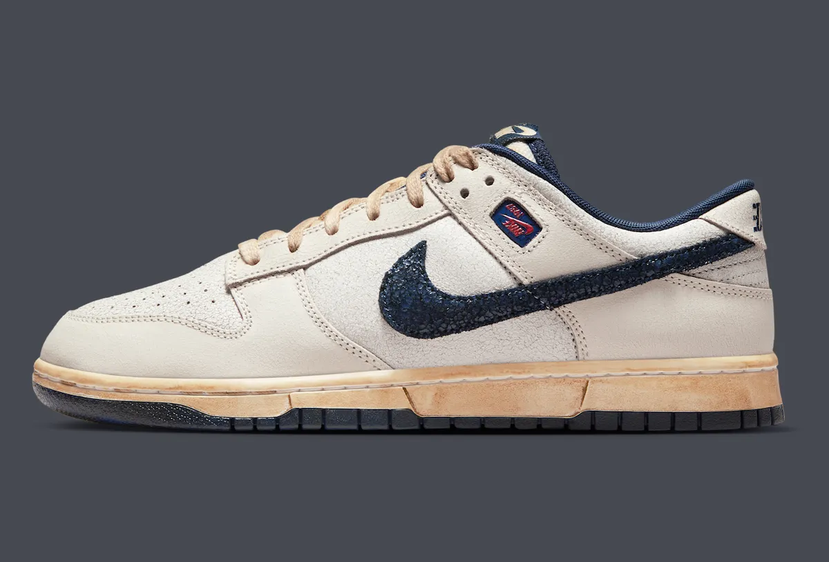Stranger Things x Nike Dunk Low Releases November 《怪奇物语》携手Nike再掀80年代风暴