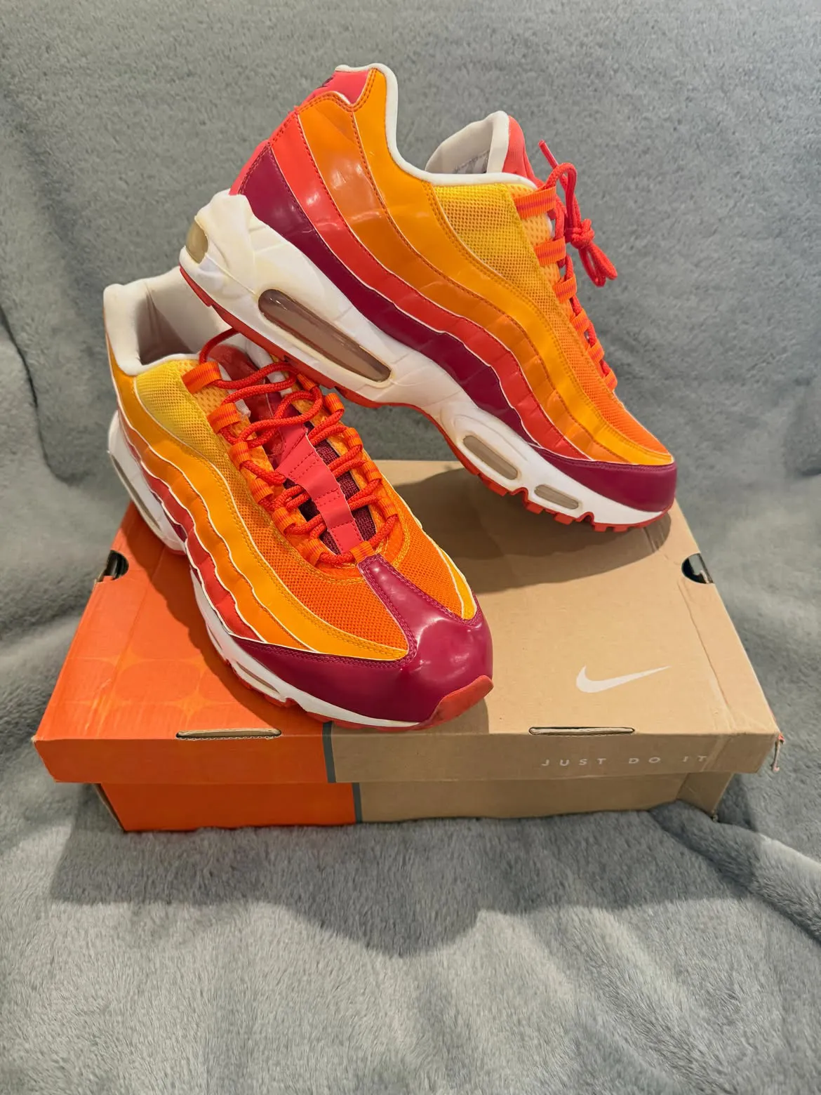 Nike Air Max 95 Human Torch 霹雳火配色2027夏季重磅回归 神奇四侠漫威联名 Big Bubble