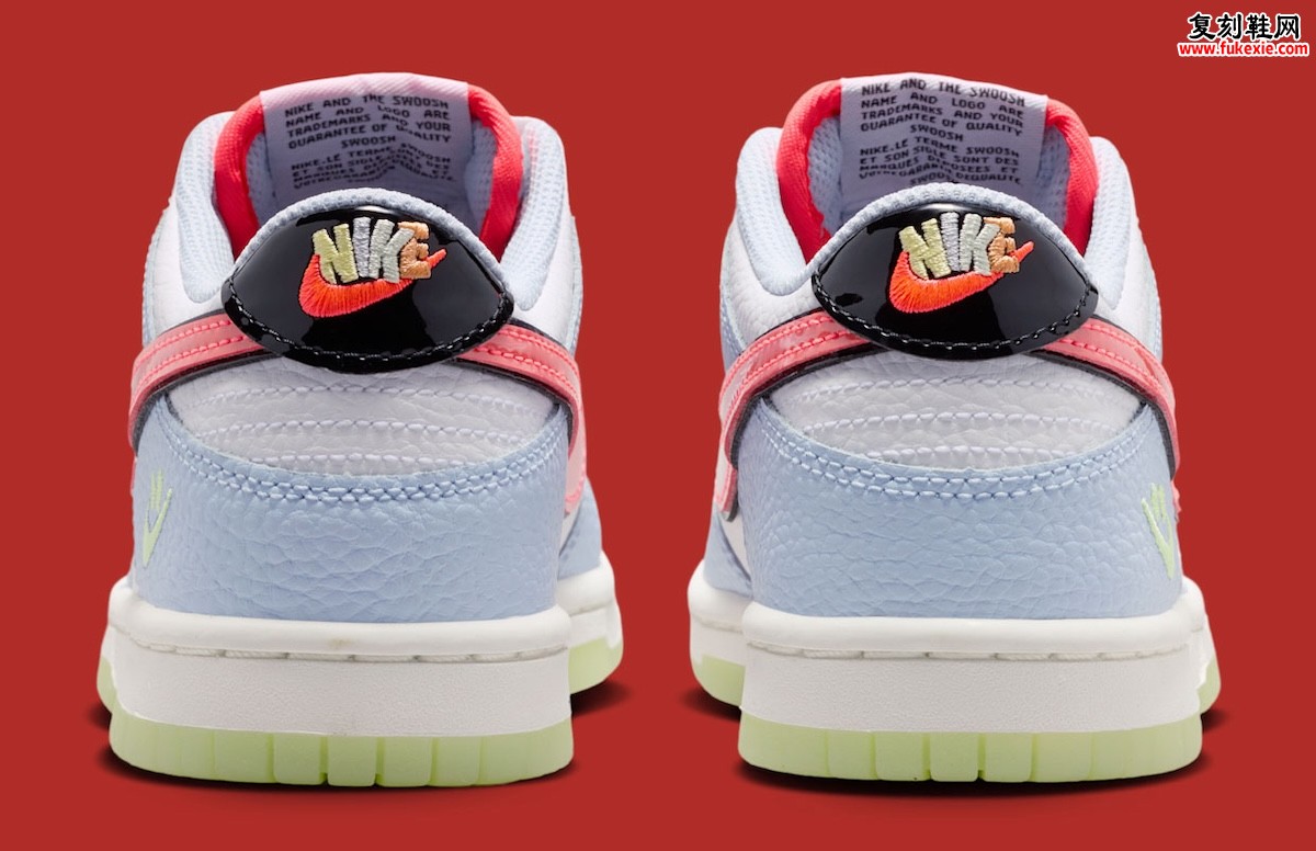 Nike Dunk Low GS ‘Smiley Swoosh’ 用夜光外底与粉彩拼接重写儿童专属的快乐语法