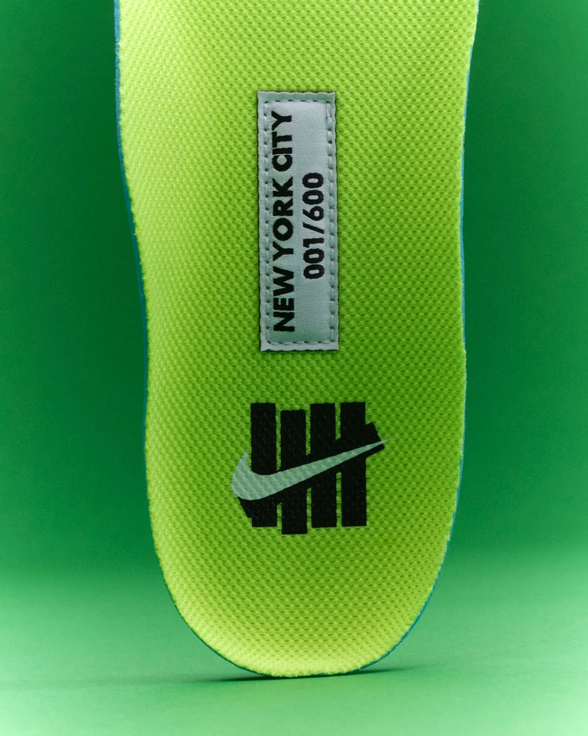 Undefeated x Nike Air Max 95 城市限定套装发布 以极罕数量重现千禧年区域独占辉煌