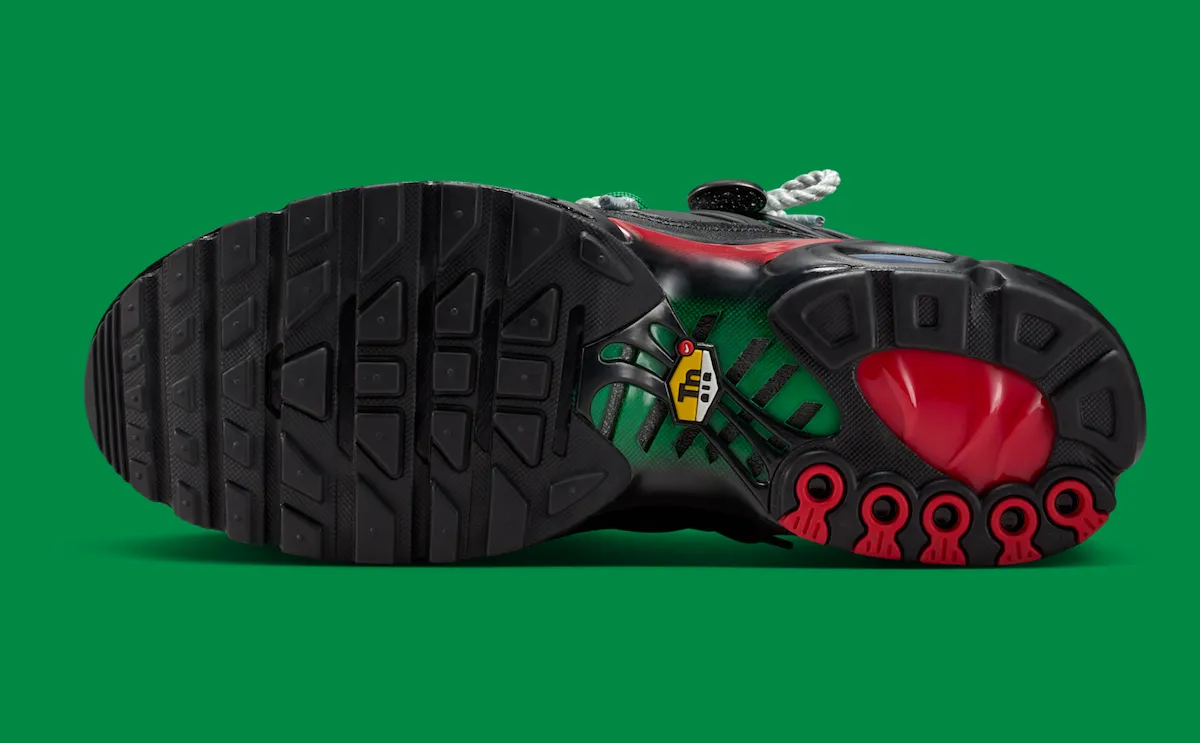 Homecoming x Nike Air Max Plus双色联名2026年4月拉各斯首发，泛非配色与橙渐变