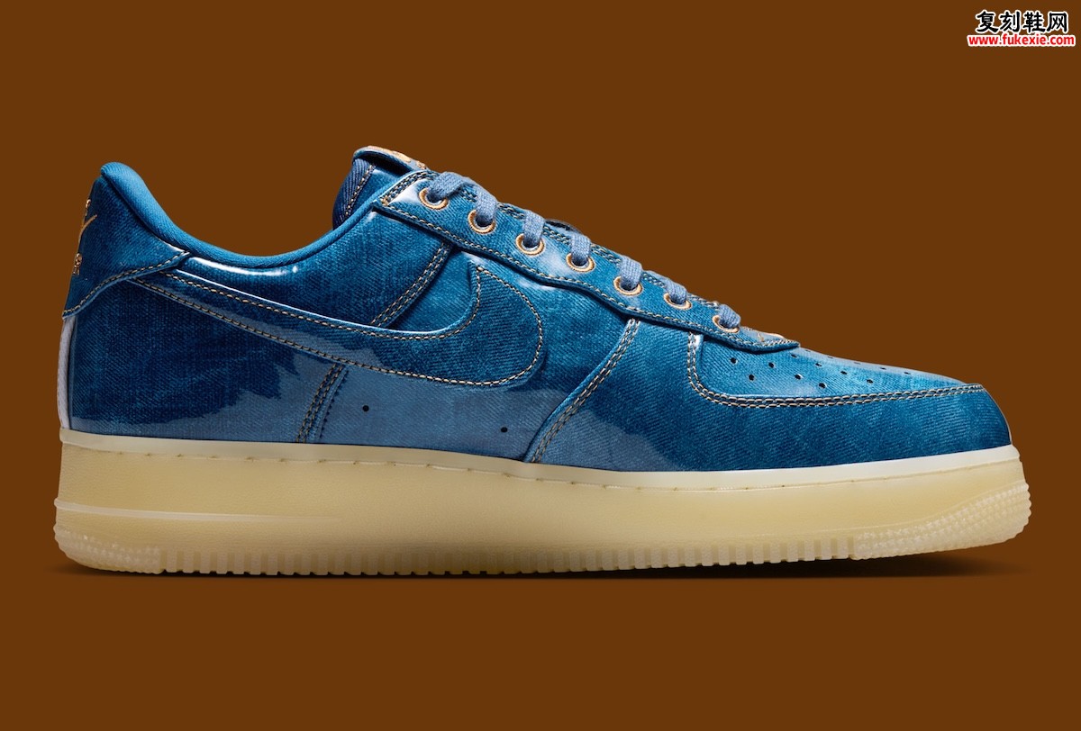 Nike Air Force 1 Low “Patent Denim” 釉面牛仔蓝配色2026夏季发售，光感漆皮与丹宁纹理