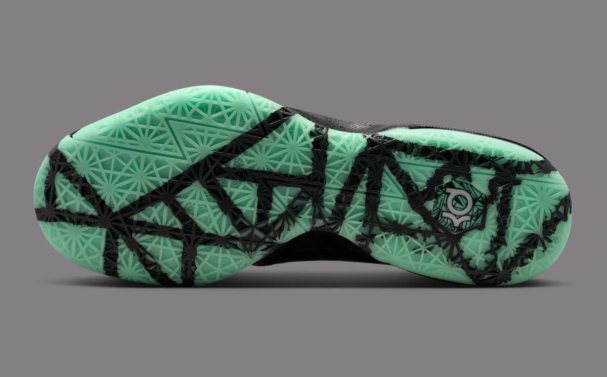 幻影重现：杜兰特KD 6全明星‘幻象’配色2026年复刻，续写新奥尔良的霓虹记忆