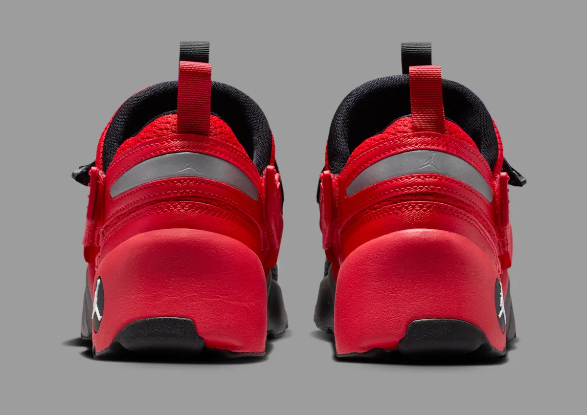 公牛血统的千禧年回响：Jordan Trunner LX ‘Bred’ 以大学红更新元年训练鞋经典