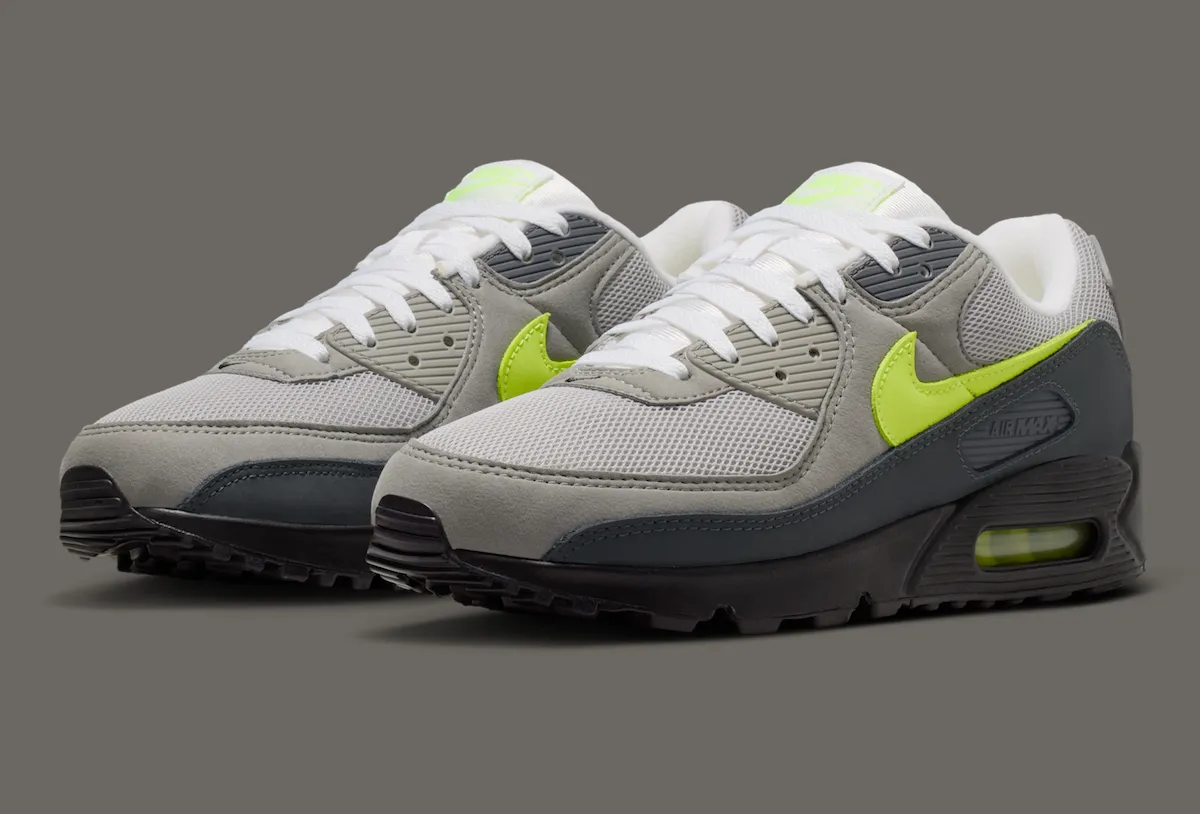 灰色画布上的霓虹宣言：Nike Air Max 90 ‘Neon’ 2026年复刻，经典电光再燃三月